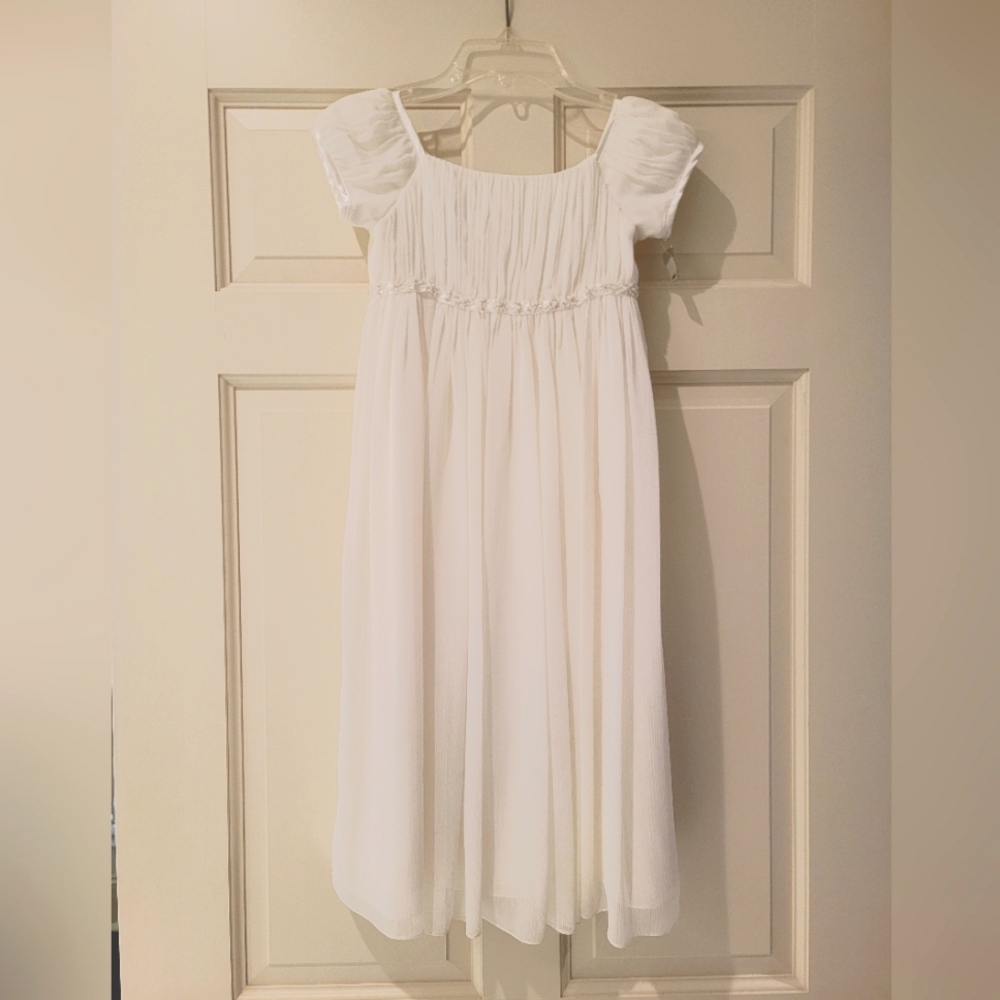 DAVID'S BRIDAL Crinkle Chiffon Short Sleeve Dress